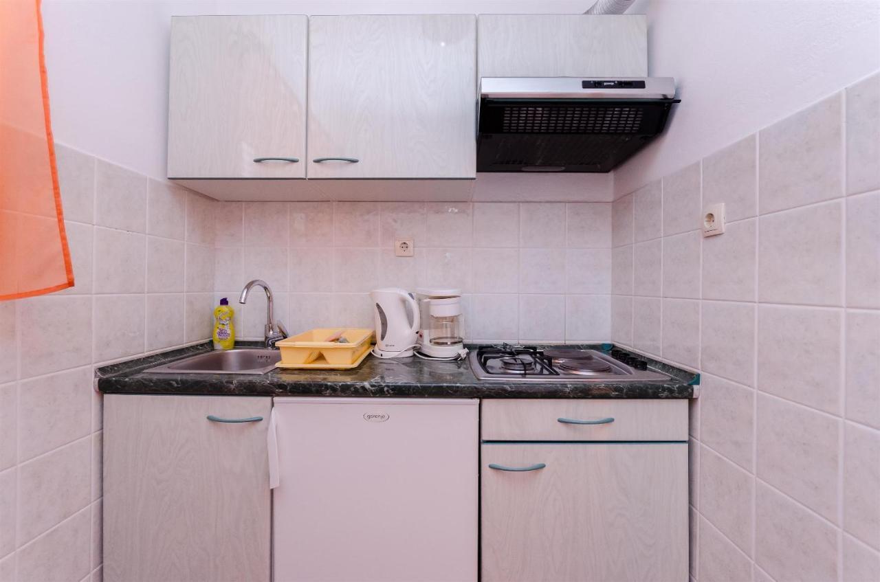 Apartments Mirjana B 洛帕 外观 照片