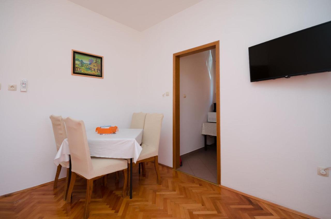 Apartments Mirjana B 洛帕 外观 照片