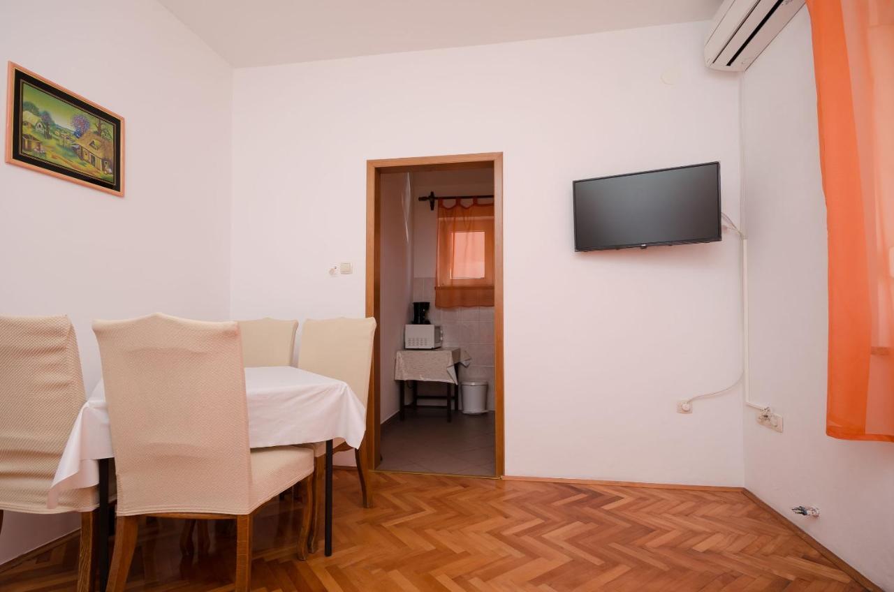 Apartments Mirjana B 洛帕 外观 照片