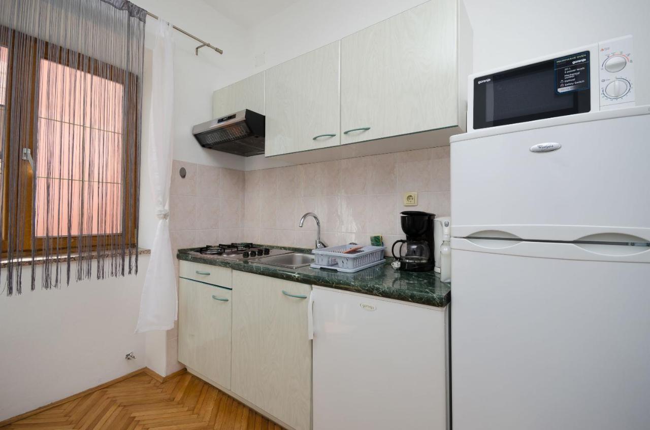Apartments Mirjana B 洛帕 外观 照片