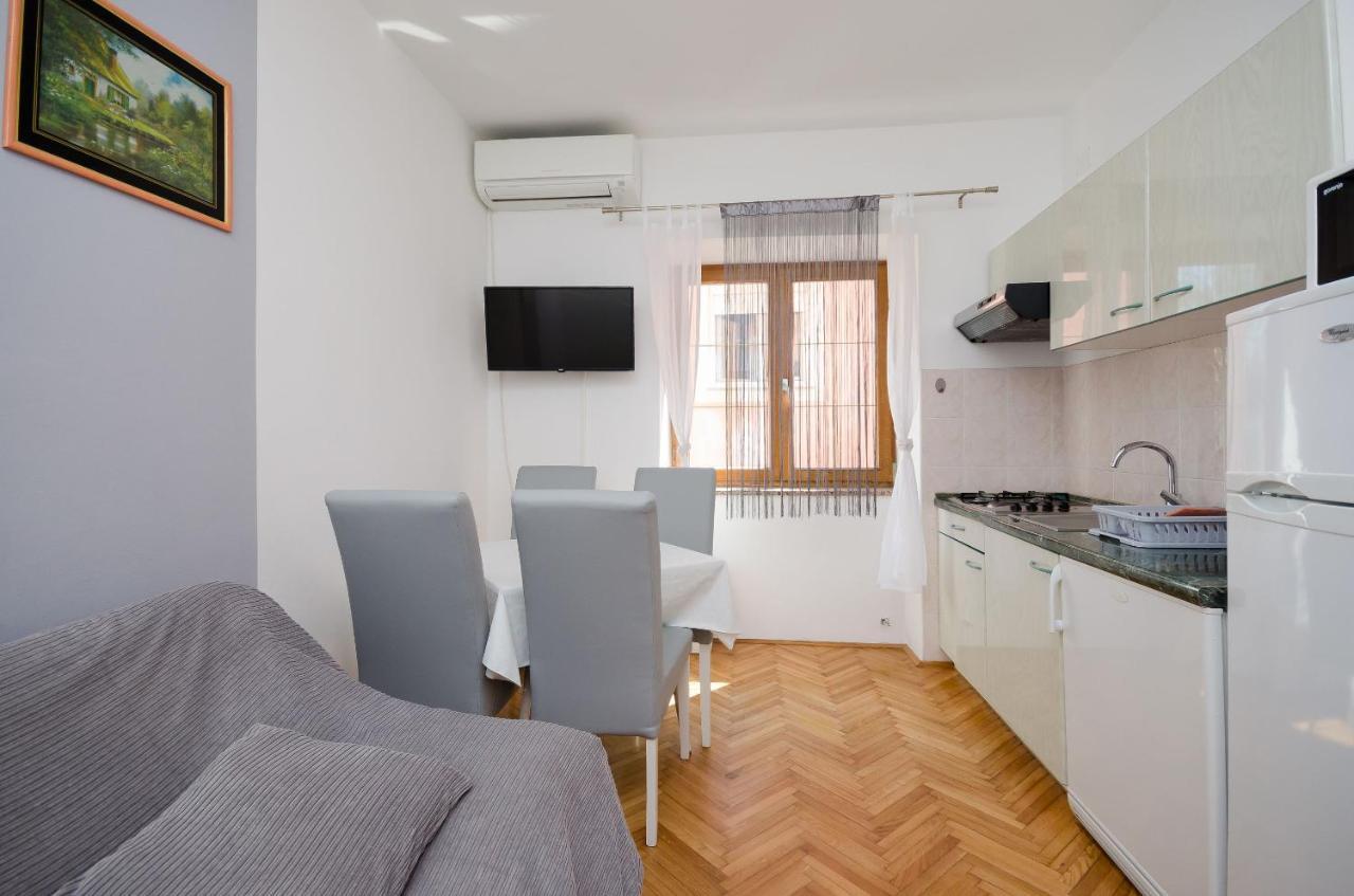 Apartments Mirjana B 洛帕 外观 照片